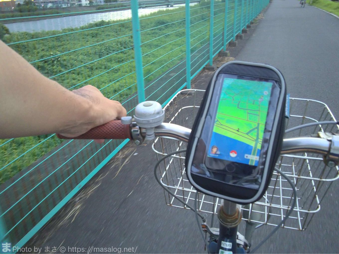 ポケモンgoを自転車で安全にプレイするためのオススメ装備 Masalog